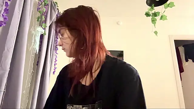 LunaMacky online show from 8, 2, 2026