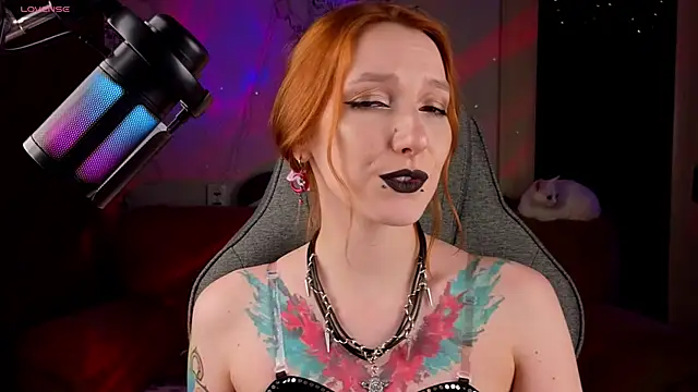 Snapshot of Vamp_Mila chatting on 23, 4, 2026 Vamp Mila online show from 23, 4, 2026