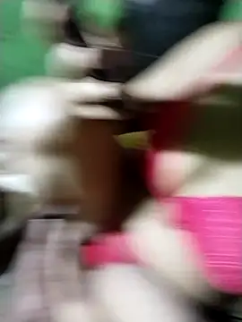 Romantic-Couple999 online show from 15, 4, 2026