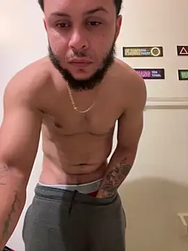 Snapshot of Tu_PaPi_Favorito chatting on 24, 2, 2026 Tu PaPi Favorito online show from 24, 2, 2026