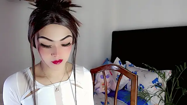 NathalialLooes online show from 5, 7, 2026