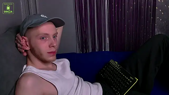 Snapshot of ZidNevil chatting on 3, 2, 2026 ZidNevil online show from 3, 2, 2026