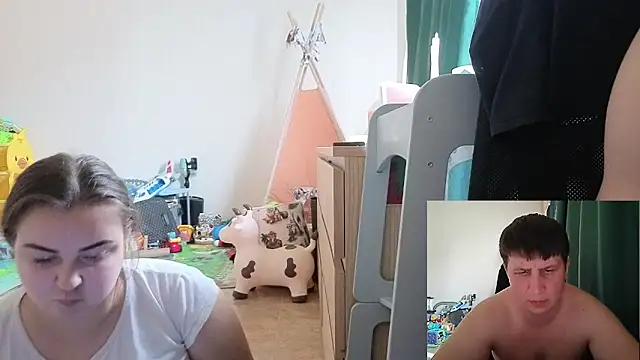 AlyaX X online show from 10, 4, 2026