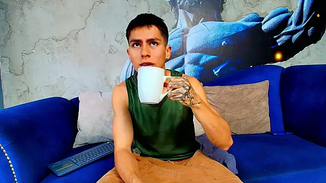 Aron pulse online show from 4, 4, 2026