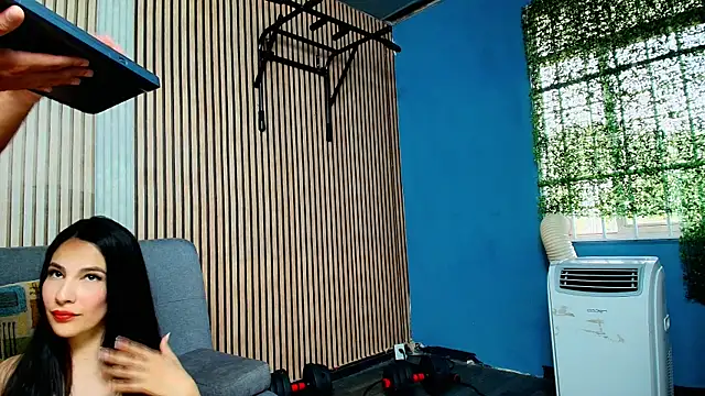 Snapshot of DaveParker_ chatting on 6, 4, 2026 DaveParker online show from 6, 4, 2026