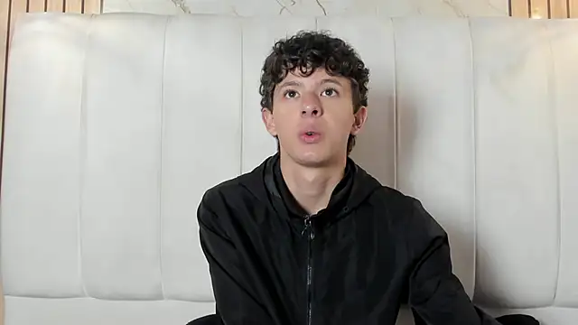 Snapshot of David_Roy_ chatting on 23, 2, 2026 David Roy online show from 23, 2, 2026