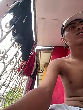 dominick fran online show from 19, 4, 2026