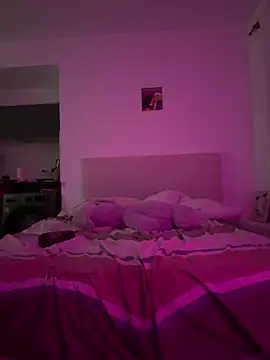 lolaaculaa online show from 3, 4, 2026