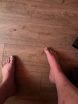 Snapshot of kin-y7 chatting on 7, 3, 2026 kin-y7 online show from 7, 3, 2026