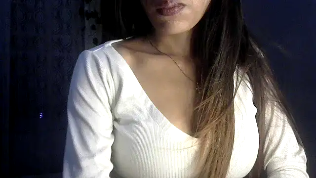 Snapshot of call_me_babyy chatting on 10, 7, 2026 call me babyy online show from 10, 7, 2026