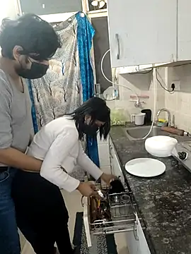 Curvy Simran online show from 10, 2, 2026