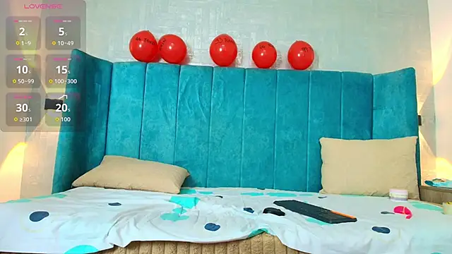 dulcenena moon online show from 14, 2, 2026