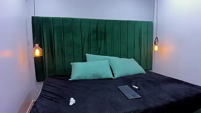 Amber-Horney online show from 13, 4, 2026