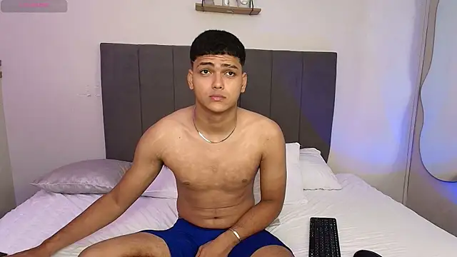 Snapshot of Keinner_BigDick chatting on 20, 6, 2026 Keinner BigDick online show from 20, 6, 2026