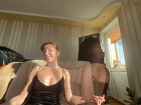 CarolineStar30 online show from 10, 2, 2026