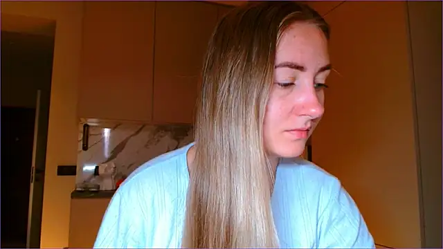 BluueSilk online show from 18, 11, 2025