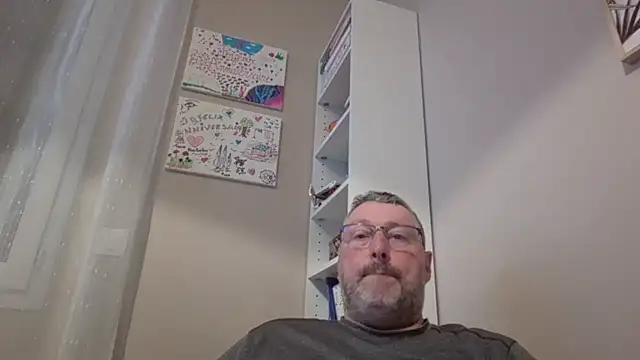 doudou310 online show from 9, 3, 2026