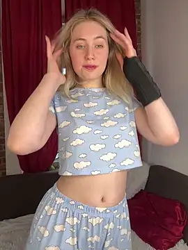 LovelyMiu online show from 13, 3, 2026