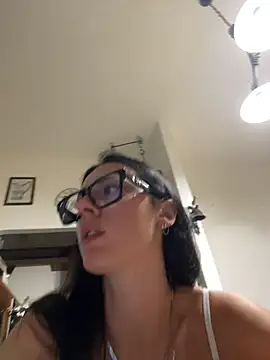 Snapshot of alibi_room chatting on 10, 7, 2026 alibi room online show from 10, 7, 2026
