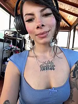 Snapshot of Isalove99 chatting on 1, 6, 2026 Isalove99 online show from 1, 6, 2026