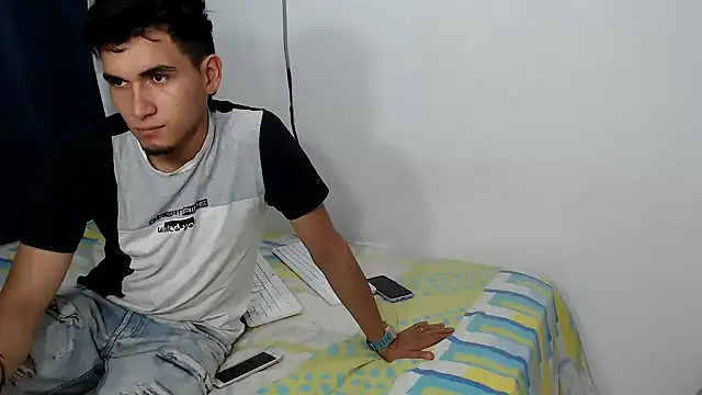 Snapshot of the_skinny_one chatting on 23, 2, 2026 the skinny one online show from 23, 2, 2026