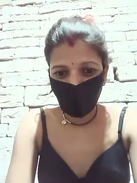 Snapshot of Divya-11431 chatting on 17, 6, 2026 Divya-11431 online show from 17, 6, 2026