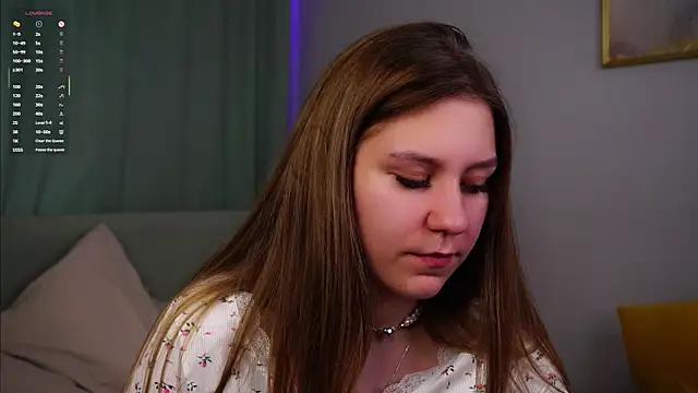 ShantellAngulo online show from 4, 4, 2026