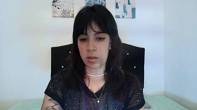 Kalyra 17 online show from 6, 4, 2026