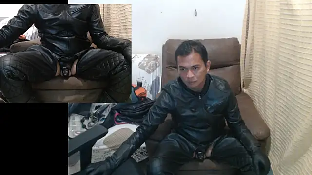 Leatherbdsm81 online show from 7, 5, 2026