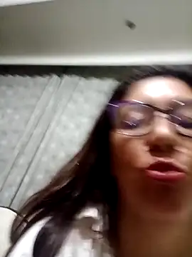 pamela sexy23 online show from 17, 4, 2026