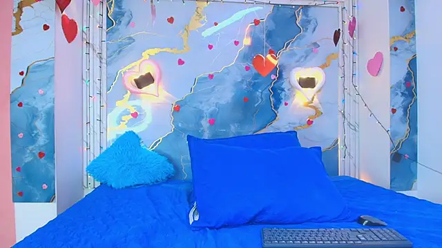 Snapshot of crystal_love08 chatting on 27, 2, 2026 crystal love08 online show from 27, 2, 2026