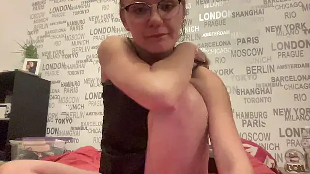 Ninafrisson online show from 5, 2, 2026