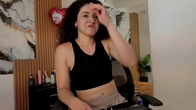 Snapshot of sky_love12 chatting on 27, 2, 2026 sky love12 online show from 27, 2, 2026