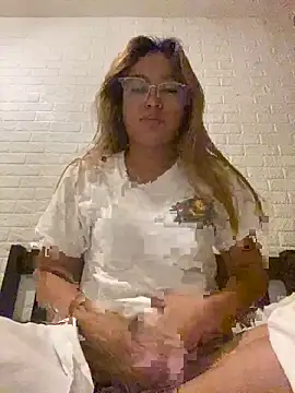 Snapshot of Wild_flower19 chatting on 13, 3, 2026 Wild flower19 online show from 13, 3, 2026