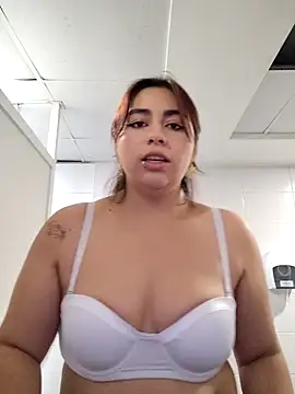 gissgirlll online show from 12, 2, 2026