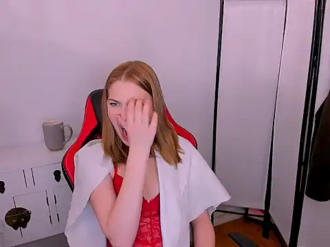 Snapshot of KattyXLovely chatting on 25, 2, 2026 KattyXLovely online show from 25, 2, 2026