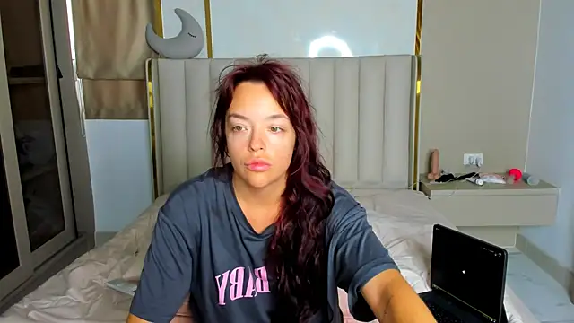 stellaa quenn online show from 16, 7, 2026