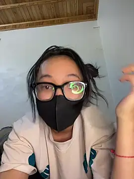 Leeeiuu online show from 6, 2, 2026