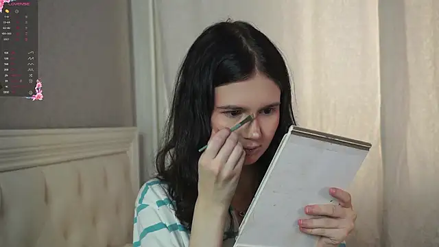 Glow hollow online show from 7, 2, 2026