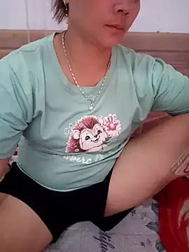 neyney110 online show from 13, 4, 2026