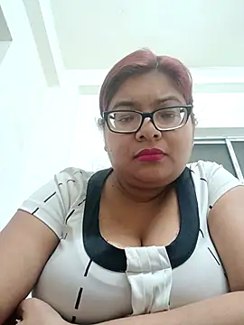 Snapshot of Elie_Hallway chatting on 2, 2, 2026 Elie Hallway online show from 2, 2, 2026