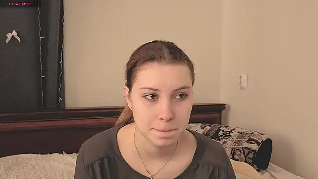 JadwigaTagliavia online show from 27, 3, 2026