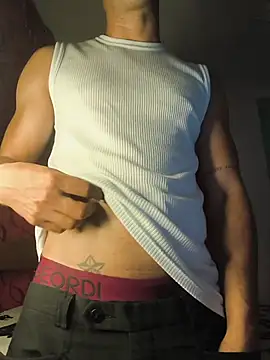 Snapshot of logan-31 chatting on 4, 2, 2026 logan-31 online show from 4, 2, 2026