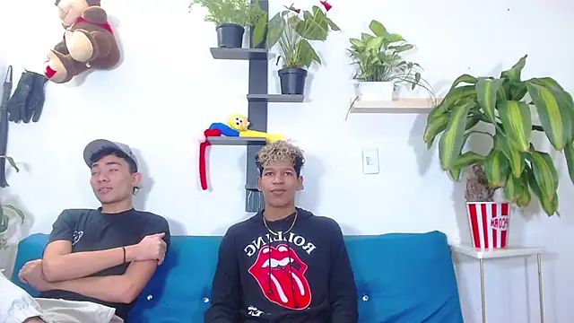 Stephen Angel online show from 11, 5, 2026