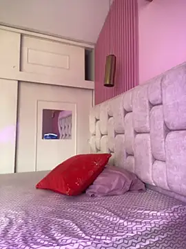 SoftDoll- online show from 7, 2, 2026