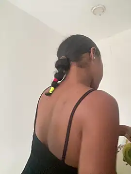 Snapshot of LIA_PARKERR chatting on 29, 4, 2026 LIA PARKERR online show from 29, 4, 2026