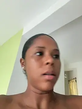 Snapshot of LIA_PARKERR chatting on 14, 5, 2026 LIA PARKERR online show from 14, 5, 2026