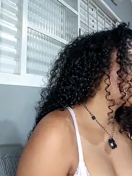 Snapshot of pandinhagamer chatting on 5, 2, 2026 pandinhagamer online show from 5, 2, 2026