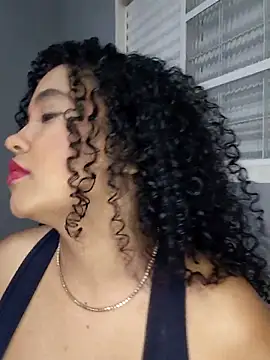 Snapshot of pandinhagamer chatting on 1, 3, 2026 pandinhagamer online show from 1, 3, 2026