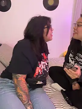 KittyTatts online show from 4, 3, 2026